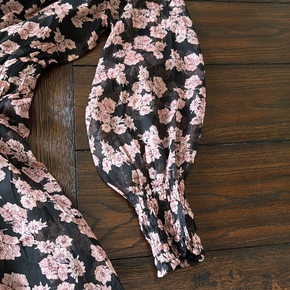 Chiffon like material. Pretty pink and black. From Shop Avara. Only worn once. - Picture 6 of 6